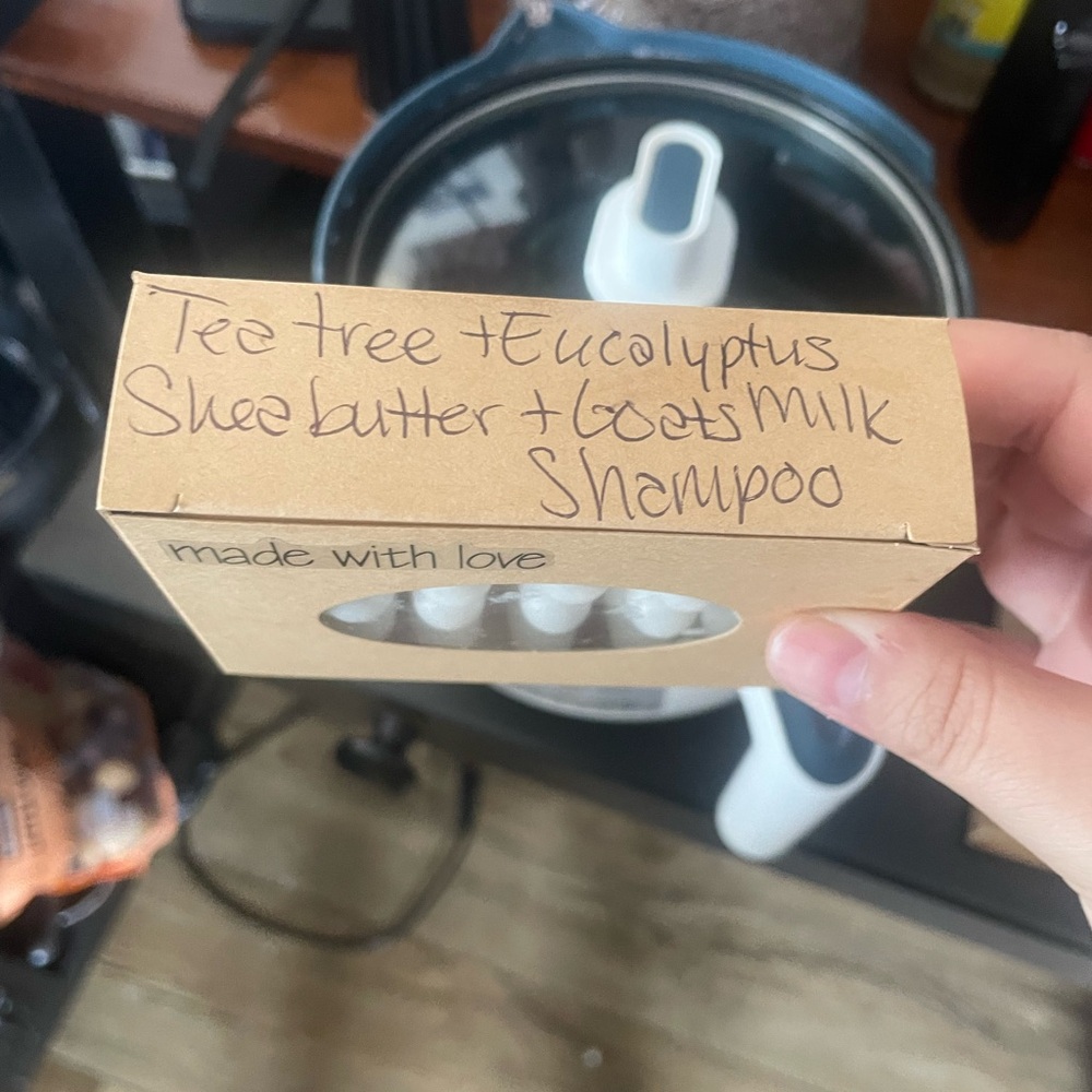 Natural Tea Tree and Eucalyptus Shampoo Bar